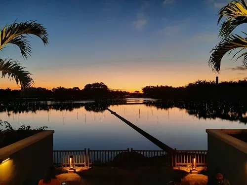 Mahogany Shopping promenade Lake at Pamplemousses