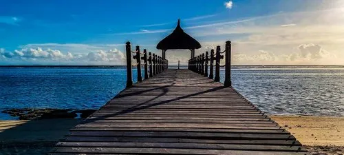 Jetty panorama at the beach of Shanti Maurice resort