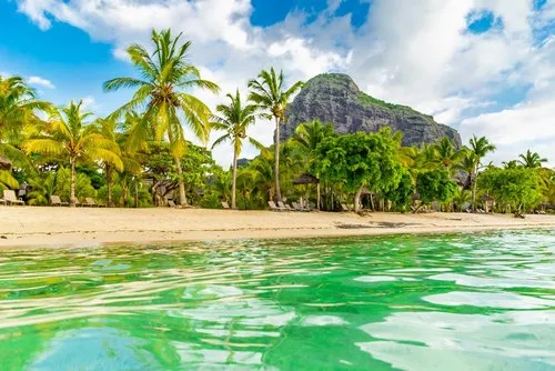 Lagoon & beach of Le Morne with Brabant Mountain