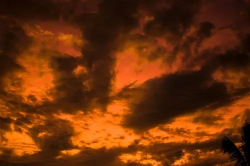 Orange & red sky in fire in 2022 in Mauritius