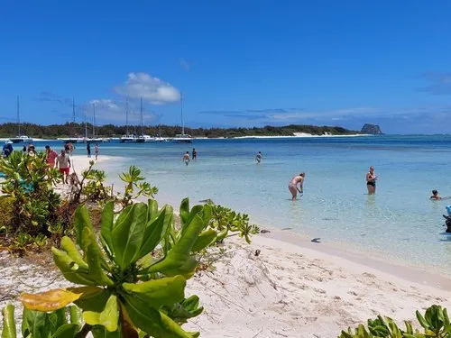 People enjoying in the sea of Gabriel island