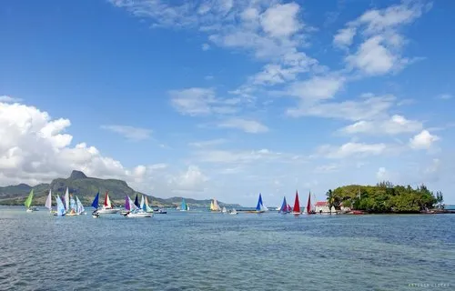 Mahebourg's Regatta near Mouchoir Rouge island