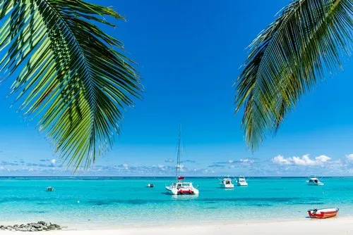Beach holidays on Paradise Indian ocean island