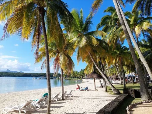 Shandrani Beachcomber Resort & Spa beach
