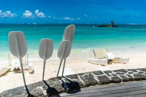 Paddle & pedalo on Constance Plage beach