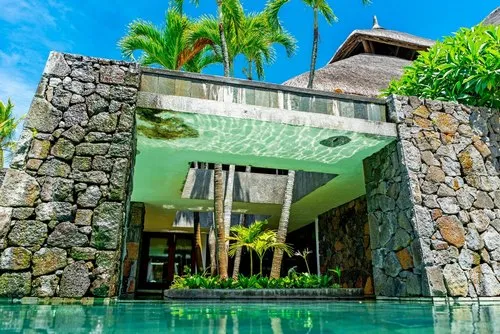 Hotel Stone Walls & Shallow Pool design