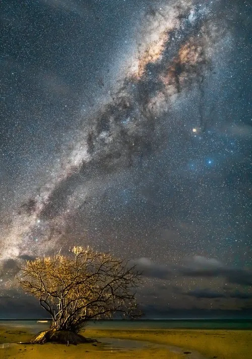 Milky Way galaxy meets the sea in Mauritius