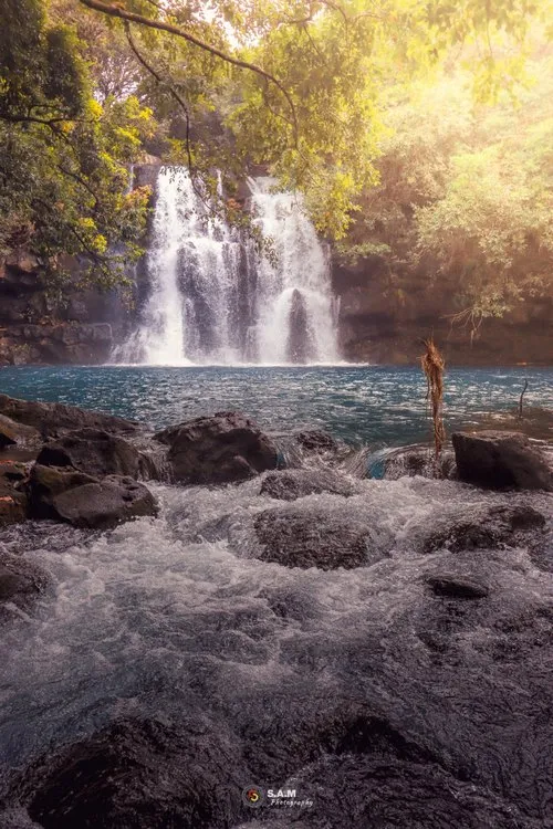 Eau Bleu waterfall