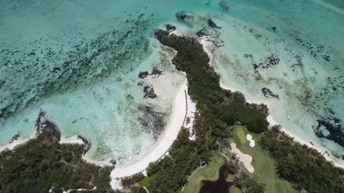 Ile aux Cerfs beach drone photography