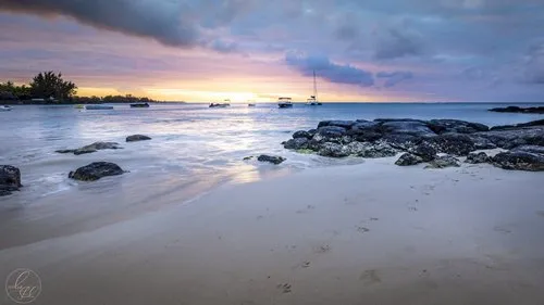 Magical Island Sunset in Pereybere